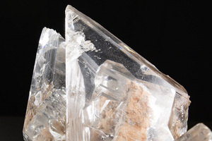 Selenite: Forming The Worlds Largest Crystals 
