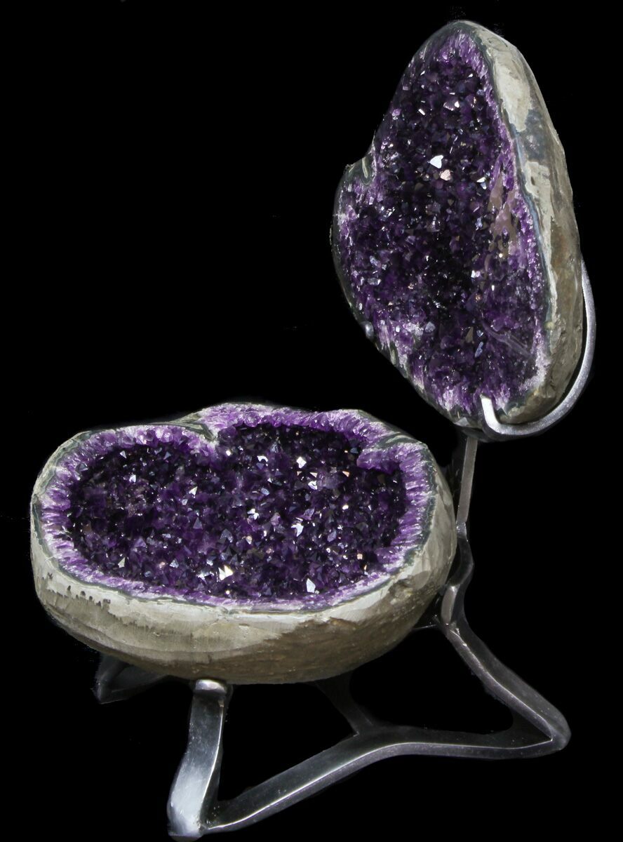 Amazing Amethyst Geode Display On Stand - Spectacular For Sale (#50981 ...