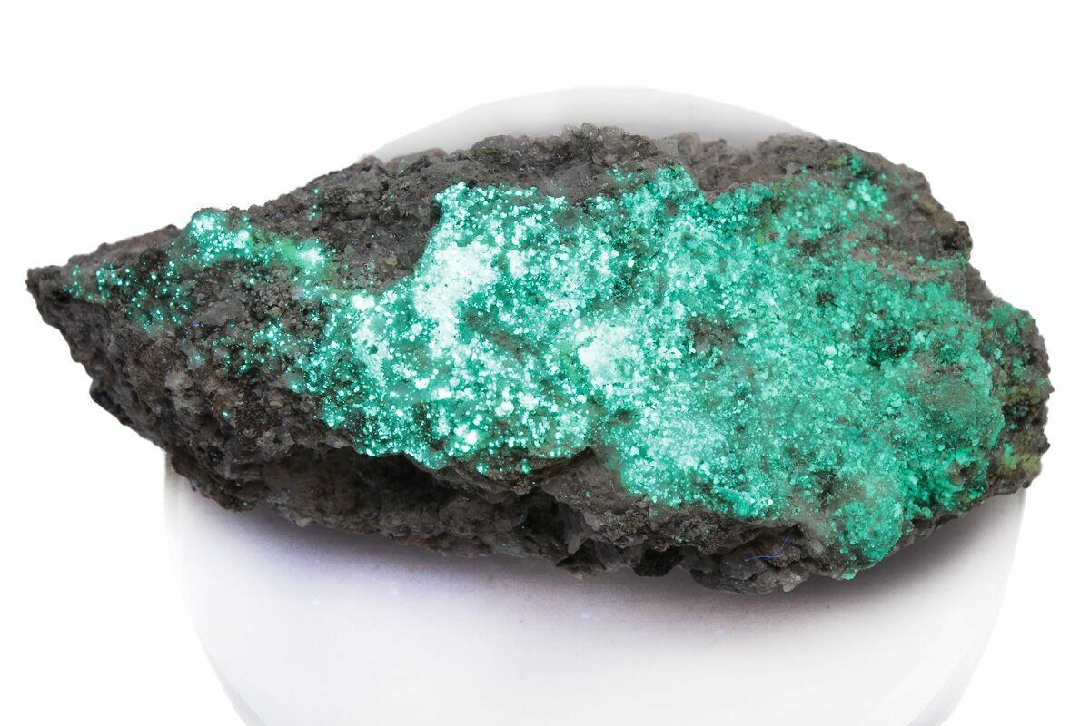 1.8" Extremely Fluorescent Andersonite Aggregation Uranium Based