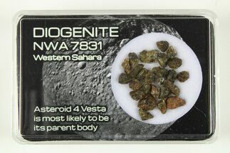 Diogenite Meteorite Fragments (g) - From Vesta Micro-Planet #284774