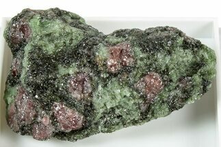Pyrope, Forsterite, Diopside & Omphacite Association - Norway #317095
